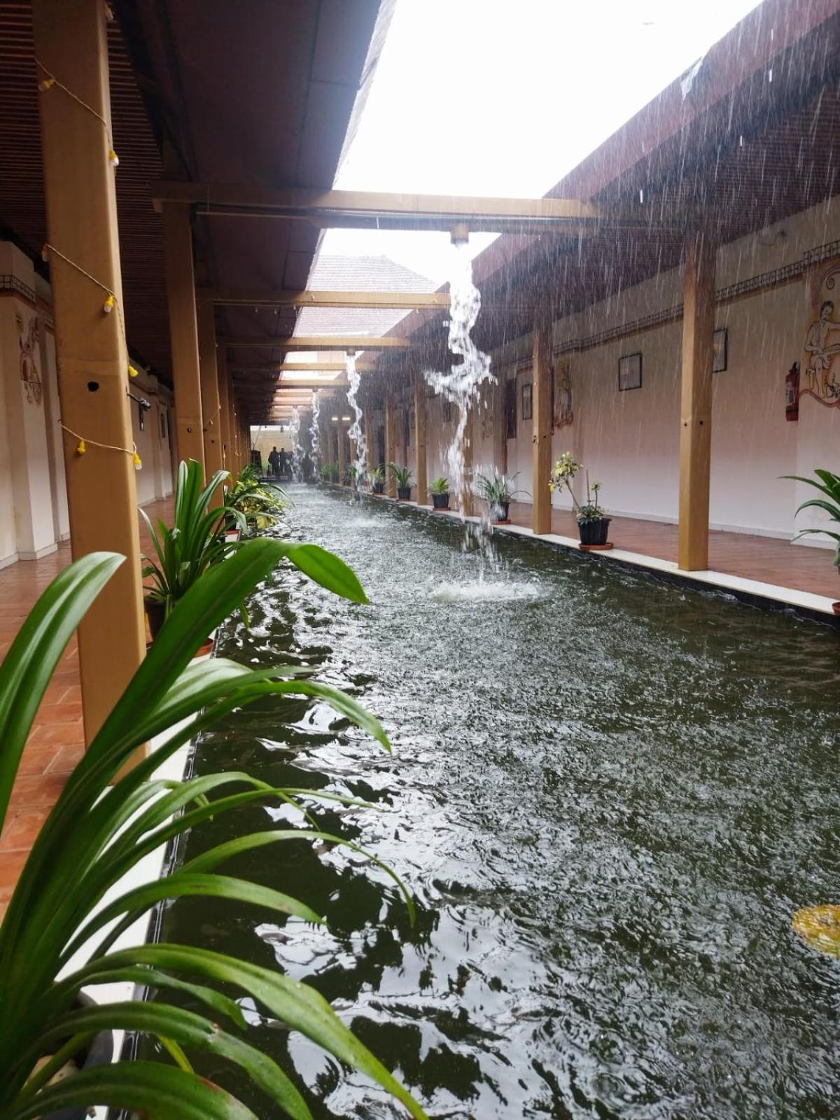Presidency Artotel, Kochi Exterior photo