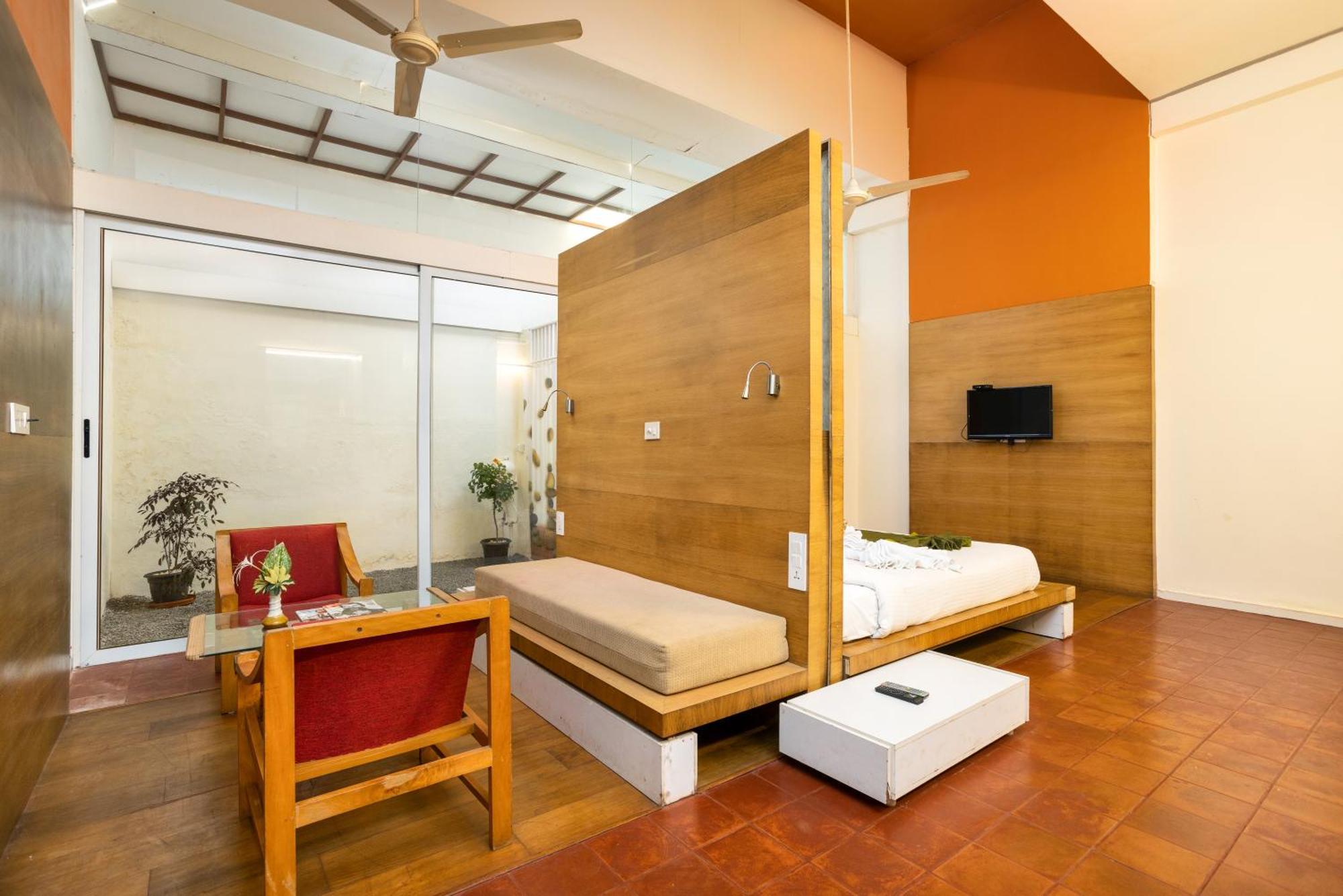 Presidency Artotel, Kochi Exterior photo